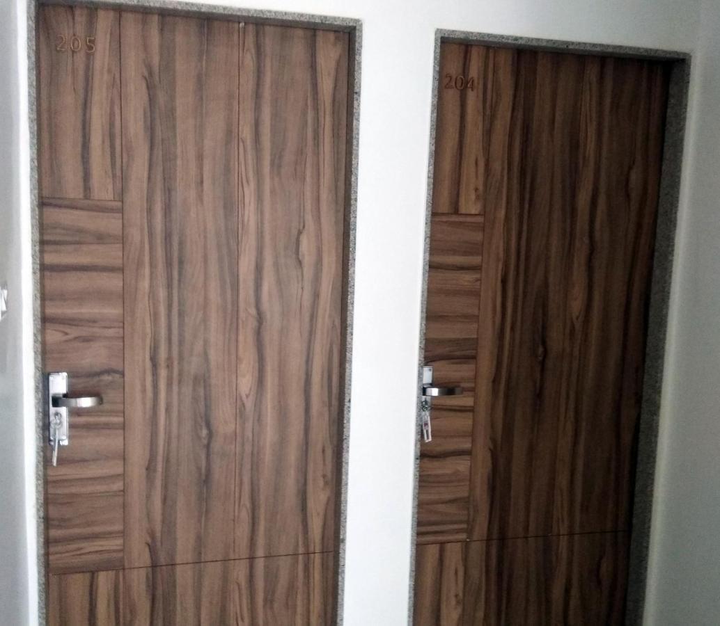 Hotel Milan Ahmedabad Exterior photo