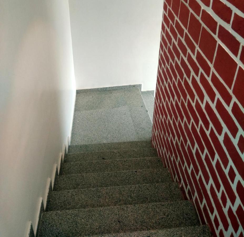 Hotel Milan Ahmedabad Exterior photo